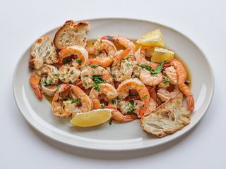 Creveți în sos de unt