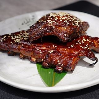 COASTE DE PORC LA CUPTOR CU SOS JAPONEZ