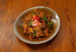 Ciolan de porc cu varză călită