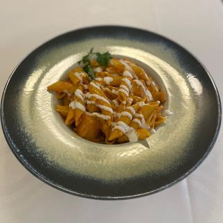 Penne cu papricas din piept de pui