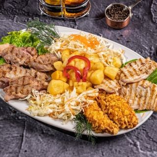 Platou porc cu pasare 1 kg