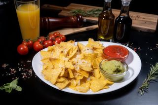 Tortillas chips cu sos (mic)