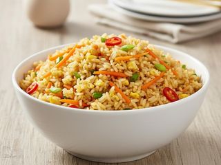 Orez prăjit cu ou