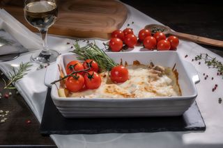 Piept de pui cu hribi la cuptor