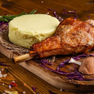 Pulpa de Curcan cu Piure de Cartofi