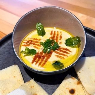 HUMMUS CU LIPIE DE CASA