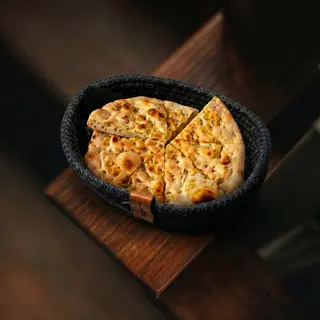 FOCACCIA CU MOZZARELLA