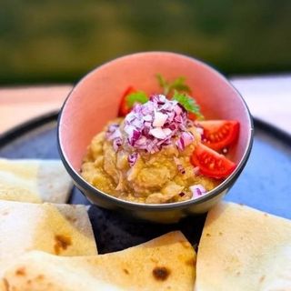 SALATA DE VINETE SI LIPIE DE CASA