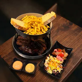 CARNE LA JAR PENTRU 2 PERSOANE
