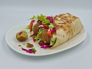 Falafel sandwich mare