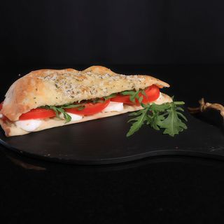 Puccia Caprese