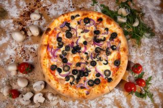 Pizza Tonno e cipolla junior