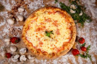 Pizza Margherita family