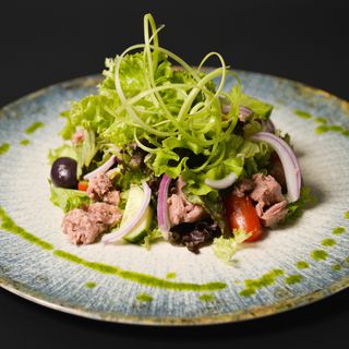 Salată cu ton  400 gr