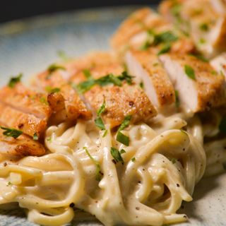 CHICKEN ALFREDO  500gr