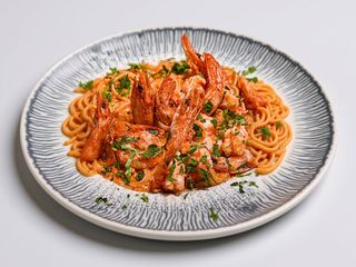 LINGUINI CU CREVEȚI