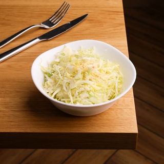 salată de varză albă