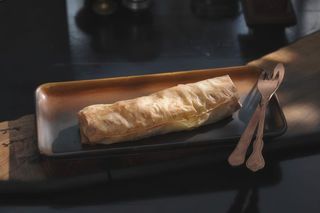 Placinta cu carne de porc si vita