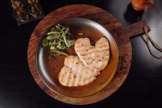 Piept de pui la gratar portie mare