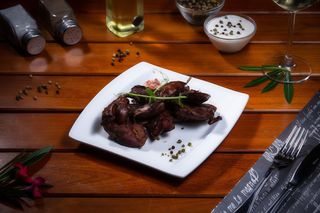 Ficatei de pui cu sare mare la gratar