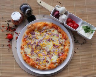 Pizza Tonno BIG Ø 60cm