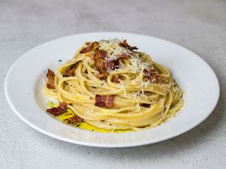 Paste Carbonara reteta originala fara smantana