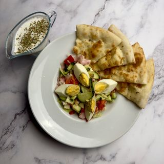 Salată bulgărească