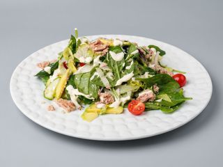 Salata cu quinoa si ton