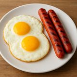 Ochiuri cu cârnați picanți la grătar