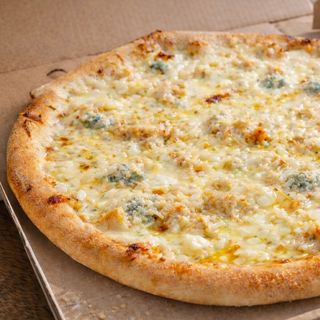 Garlic Parmezan Chicken Pizza