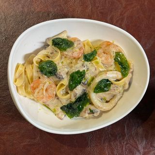 Tagliatelle cu Fructe de Mare 530gr