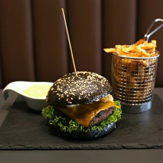 Alpha Beef Burger (Burger de Vită) - 530 g