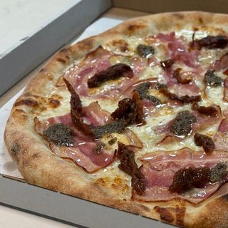 Pizza Tartufata