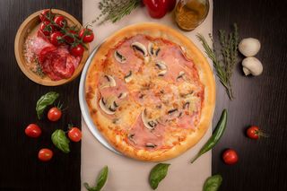 Pizza Prosciutto e Funghi Ø50cm