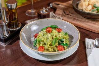 Paste Pesto de dovlecei verzi și ton