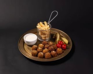 Falafel la farfurie