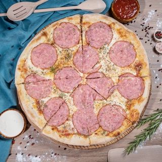 Pizza Salami Ø 32cm
