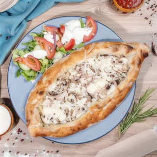 Pide Funghi