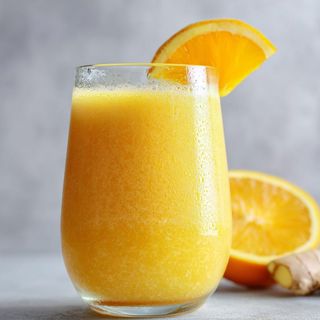 Ceai de ghimbir cu fructe de sezon