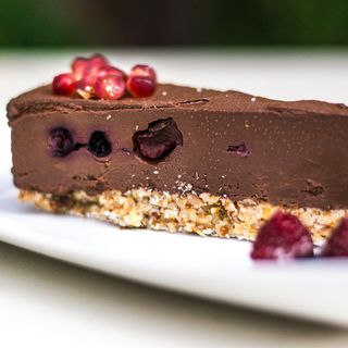 tort de ciocolata cu visine