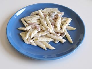 Pene sunca si ciuperci porumb