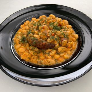 Rasol de porc cu iahnie de fasole