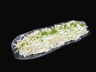 Salata de varza dichisita cu marar