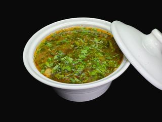 Ciorba din coada de vitel innobilata cu legume proaspete