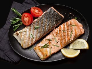 File de somon atins de gratar