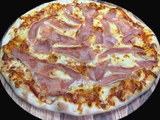 Pizza cu prosciutto cotto