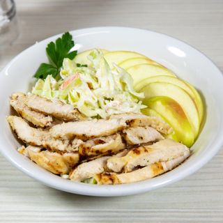 Salata telina cu mar si piept de pui