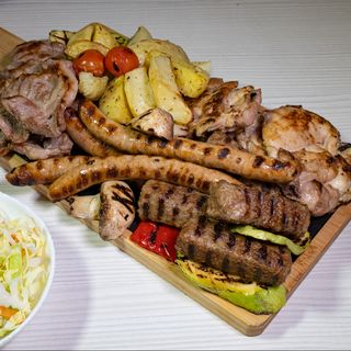 Platou Mix Grill 4 persoane