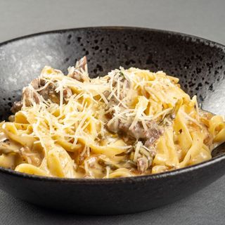 Tagliatelle con vitello