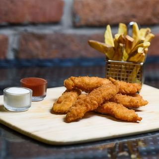 Meniu șnițel crispy de pui